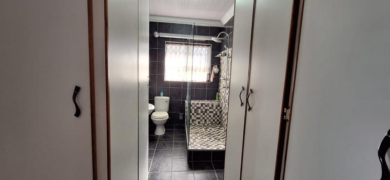 4 Bedroom Property for Sale in Dana Bay Western Cape